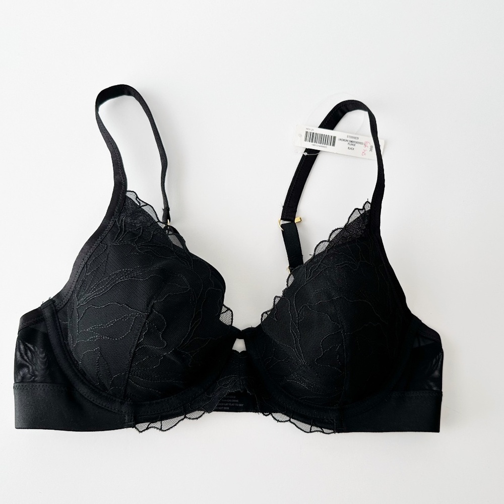 Plunge Bra With Linework Embroidery in Black, 36 B NWT
